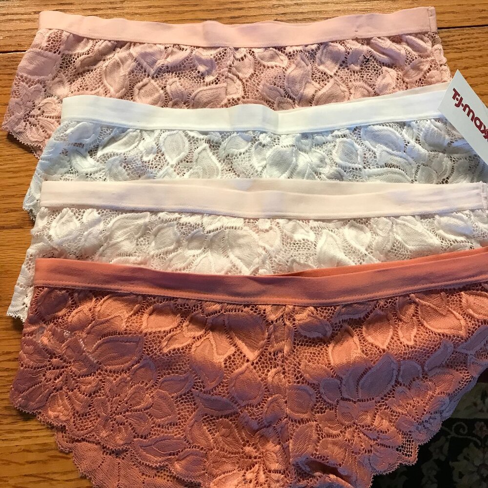 NWT sz L  4  Pack Hipster Panties Size L All Over Lace Stretchy Marilyn Monroe